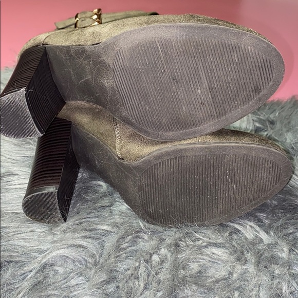 BOOTIES - Picture 3 of 5